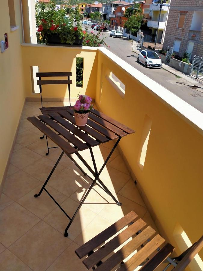 Le Camelie Camera Bosa Exterior foto